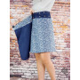 Jupe en jean bleue reversible pour femme doublure imprimé fleurs bleu, elegante, confortable, taille reglable