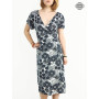 robe longue noire et blanche  a manche courte avec imprimé géométrique, une robe été pour femme longueur genoux