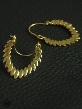 Boucle d'oreille hindou bijoux fantaisie originale moderne