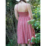 robe moyenne rose coupe droite finis plissé
