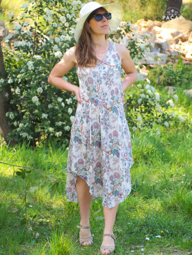 Robe blanche d'été, robe fluide, robe imprimé fleurs, robe décolleté, robe ajustable