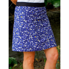 Jupe d'été bleue et violet imprimé géométrique