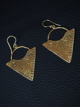 boucles oreilles femme indienne triangle dorée