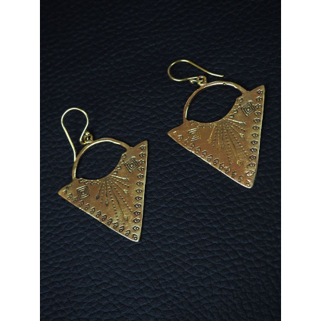 boucles oreilles femme indienne triangle dorée