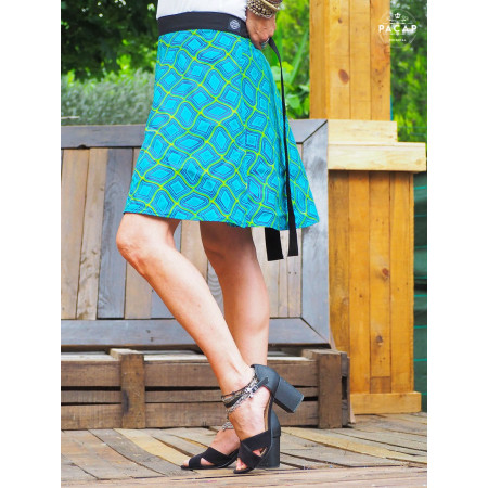 jupe bleue, jupe évasée, jupe portefeuille, jupe pour femme, jupe ceinture noire, jupe fleurie, jupe réversible