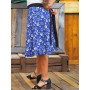 jupe femme réglable, jupe ajustable, imprimé à fleurs, motif fleur, imprimé géométrique, jupe bleue marine, liens à nouer