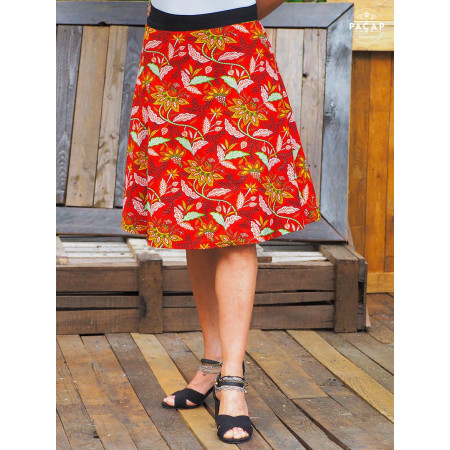 jupe rouge taille ajustable à nouer, imprimé à fleurs, motif floral, jupe portefeuille, jupe en coton avec liens à nouer
