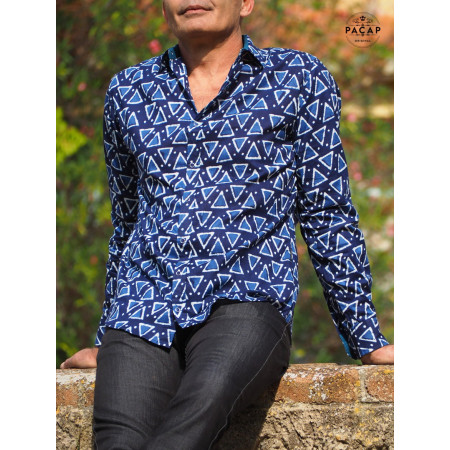 chemise originale homme bleue imprimé triangles