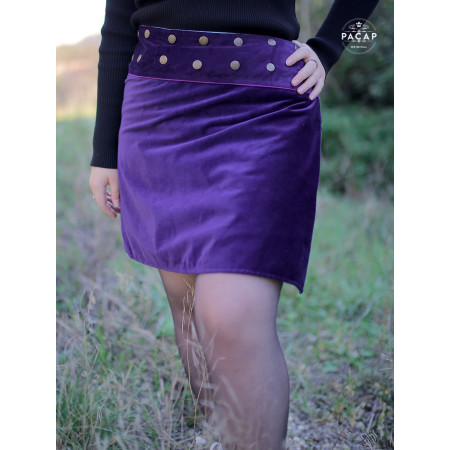 jupe bleue electrique femme velours lisse, portefeuille boutonné, jupe suédine automne hiver collant, velours doux peau de peche