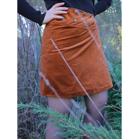 Jupe velours côtelée cuivre marron orange Trapèze ajustable à bouton, coupe asymetrique, fendue taille reglable,