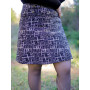 Jupe noire imprimée originale pour femme coupe portefeuille evasée Jupe Trapèze ajustable à bouton, fendue taille reglable,