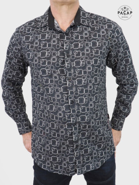 chemise noire à carreaux