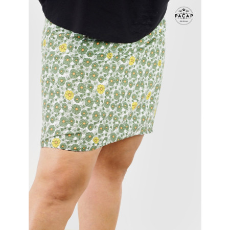 jupe portefeuille verte a fleurs pour femme grande taille coupe droite