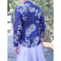 chemise bleue marine pour homme imprimé rosaces et eventails japonais