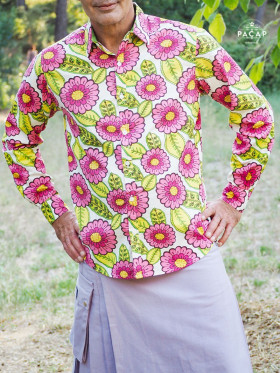 chemise blanche imprimé vegétale, fleurs rose et feuillage vert pour homme coton epais