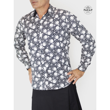 chemise noire et banche pour homme motif cercles