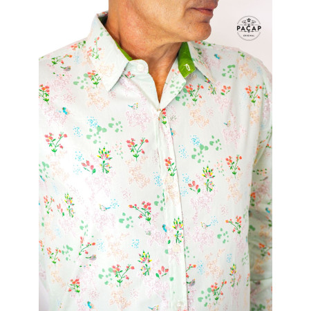 chemise grise imprimée bouquet de fleurs revers de col vert
