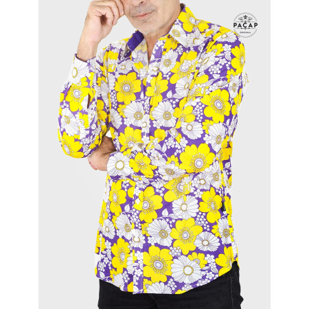 chemise violette mauve pourpre pour homme a fleurs jaune et blanche pour homme chemise magnum serie, tom selleck