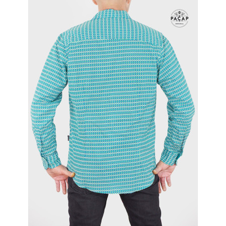 chemise décontractée verte à pois imprimé sur tissus léger en coton manche longue revers vert coupe cintrée