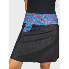 jupe femme en jean ceinture boutonnée imprimé bleue motif géometrique rose coupe portefeuille wrap