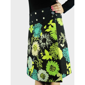 jupe noire grande taille coton imprimé motif grande fleurs verte coupe trapeze fendu