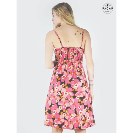 robe courte, robe sans manches, robe décolleté, robe dos smocké, robe imprimé fleurs