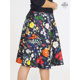jupe portefeuille noire à fleurs multicolore, ceinture a nouer, jupe été femme, jupe réversible coton