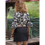 Petite Veste/Gilet Bolero Noir Cache-Coeur à Attacher Imprimé Fleurs Banches - YILVA
