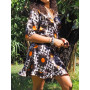 robe courte satinée, robe grise a fleurs marron, robe portefeuille satin manche courtes, robe cache-coeur soie