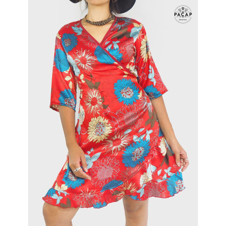 robe rouge portefeuille, robe cache coeur femme soie rouge, robe courte volant satinée à nouer femme