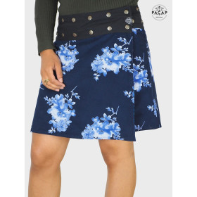 Jupe bleue a fleurs, jupe trapèze velours, taille femme, hauteur genoux, ceinture bouton
