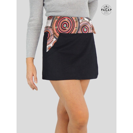 jupe courte en jean noir avec poche, réversible motif mandala ethnique africain nepal tao multicolore