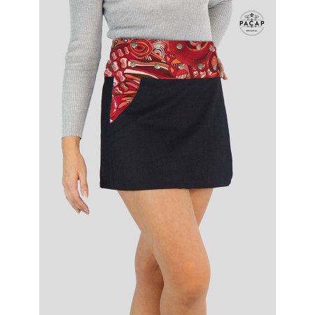 jupe mini jean noir à poche motif rouge wax tribal bohème nepal indien coupe fendue