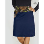 jupe longue droite en jean bleu à poche et ceinture motif marron à fleurs